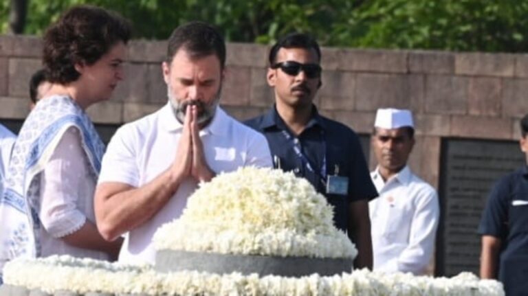 आज माजी पंतप्रधान राजीव गांधी यांची ३४ वी पुण्यतिथी