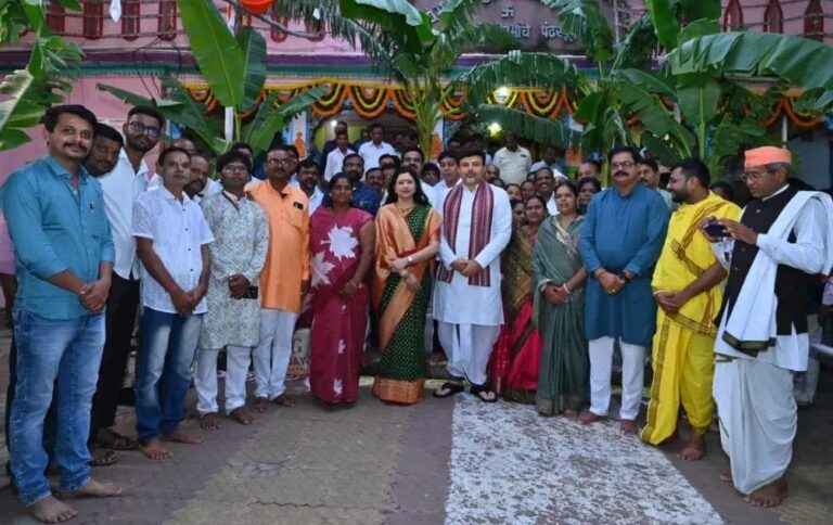 विदर्भाच्या पंढरीत ‘भक्ती’चा महापूर : शेकडो भाविकांनी घेतले विठ्ठलाचे दर्शन 