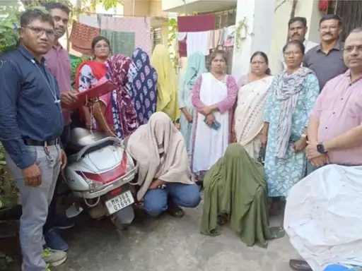देह व्यापार अड्ड्यावर पोलिसांची संयुक्त धाड
