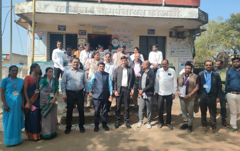 Karanja : महिला बचत गटांना व्यवसायवृद्धीसाठी मार्गदर्शन