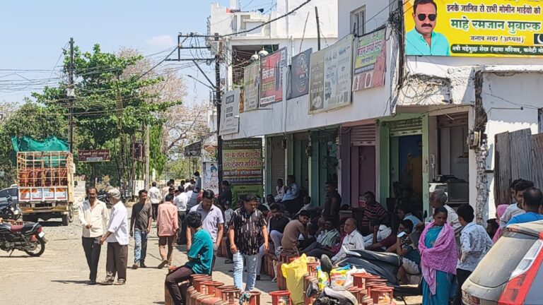 मोहप्यात गॅसटंचाईमुळे नागरिकांचा संताप